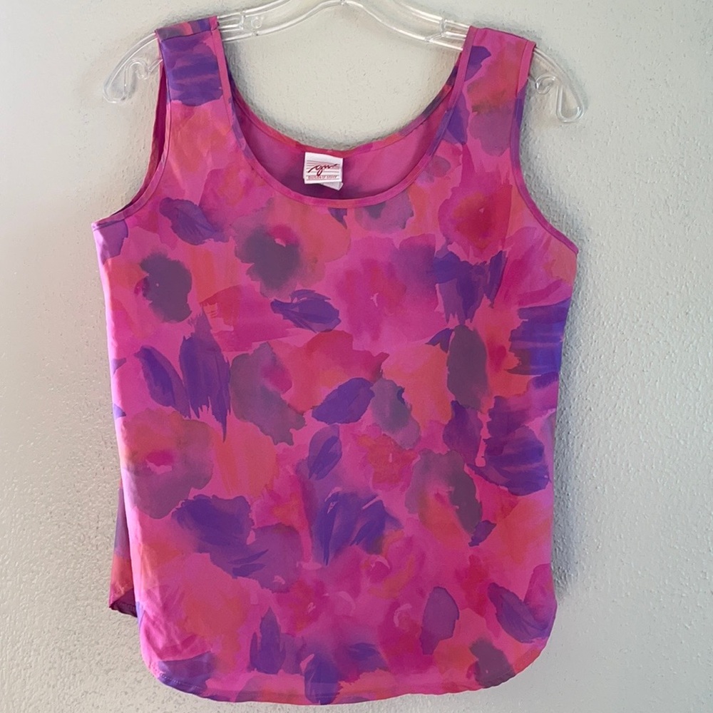 EUC💥beautiful abstract watercolor print top